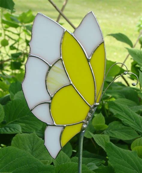 Making Your Own Stained Glass Garden Stake.